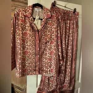 Omika Two Piece Women's Pajama Set